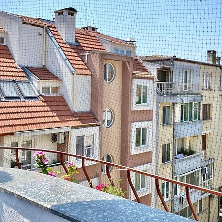 Bright Central Studio For 4 In Burgas Exterior photo