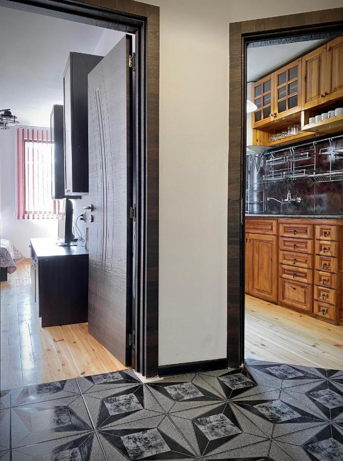 Bright Central Studio For 4 In Burgas Exterior photo