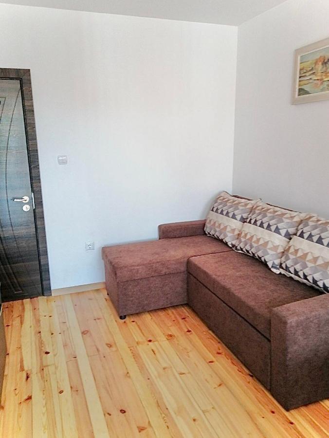 Bright Central Studio For 4 In Burgas Exterior photo